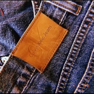 CALVIN KLEIN JEAN SHORTS